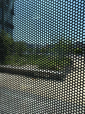 Struktur der Lochfolie. Sicht von Innen. Nahaufnahme